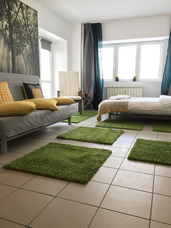 Green Apartment * Bucarest