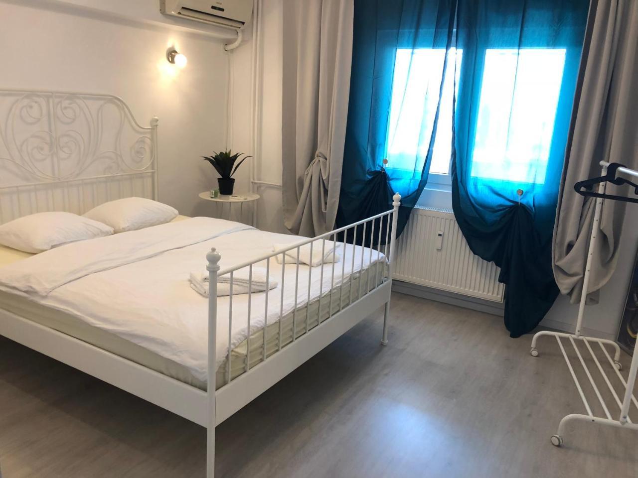 Green Apartment * Bucarest