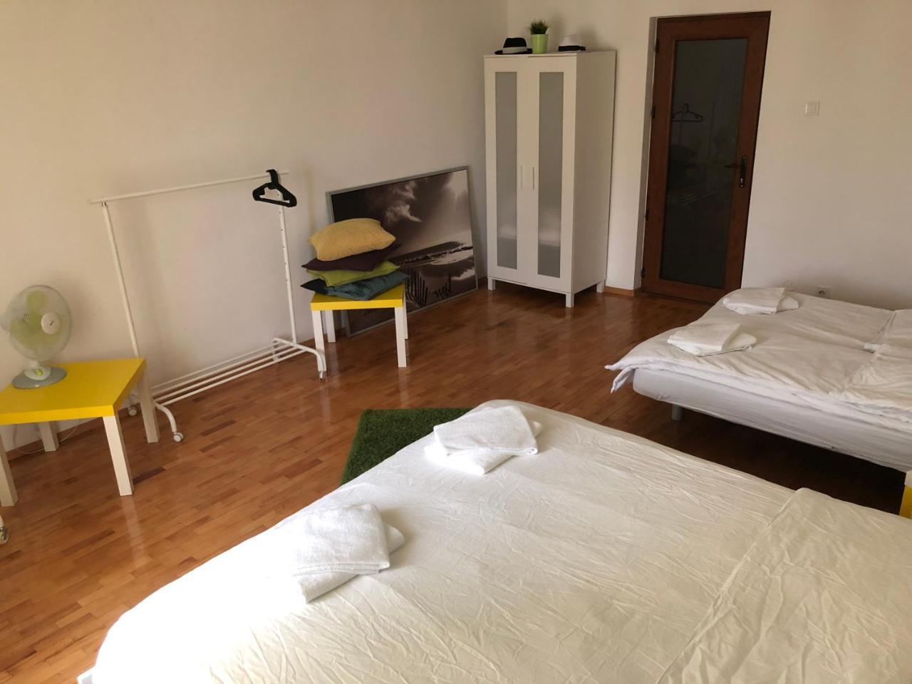 Green Apartment * Bucarest