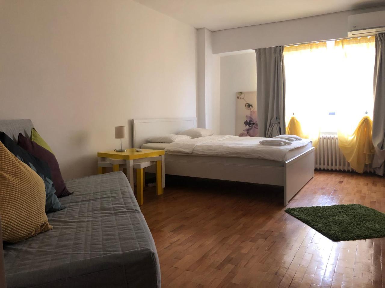 Green Apartment
