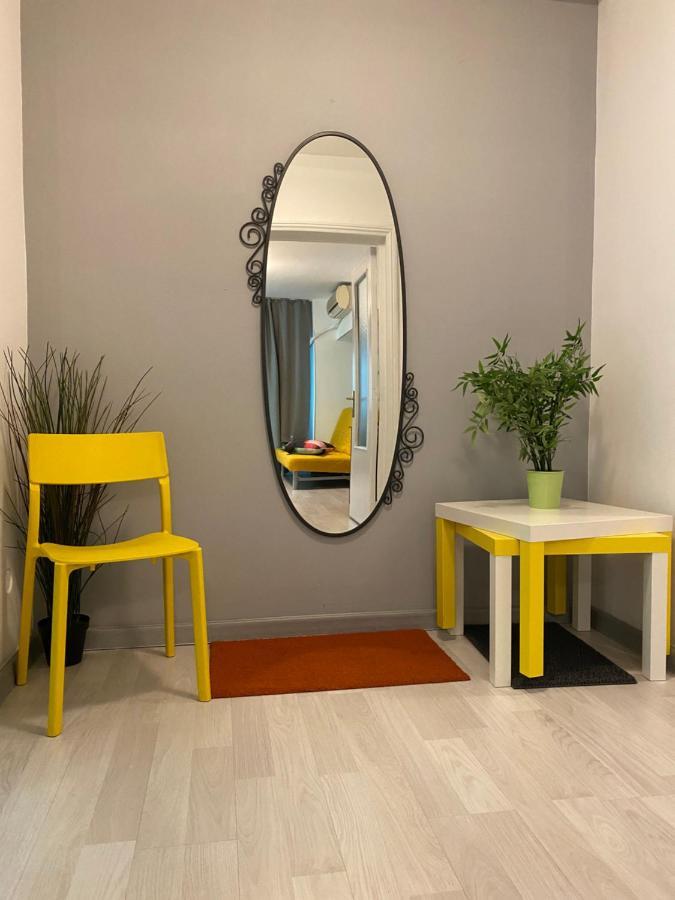Green Apartment *